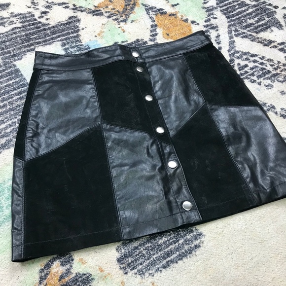 Forever 21 Black Genuine Leather and Suede Mini Skirt - Picture 1 of 4